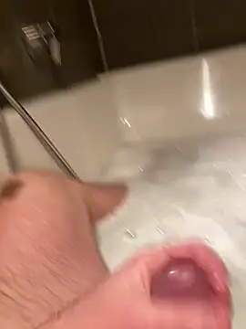 LivingLegend1978 online show from February 2025 06:04:01 PM