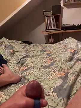 LivingLegend1978 online show from September 2025 05:18:02 PM