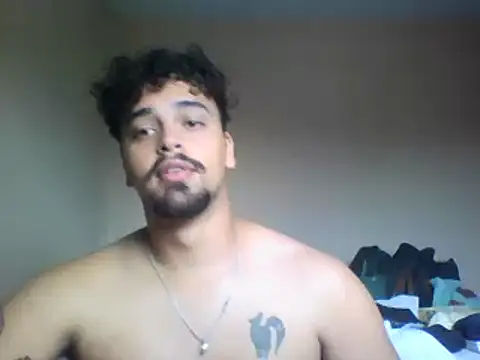 Snapshot of Xcumshot33 chatting on December 2024 03:44:01 PM Xcumshot33 online show from December 2024 03:44:01 PM