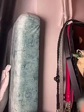 solecito 22 online show from February 2025 01:50:02 AM