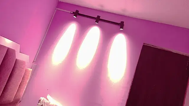 LoveQueen2 online show from June 2026 11:49:02 AM
