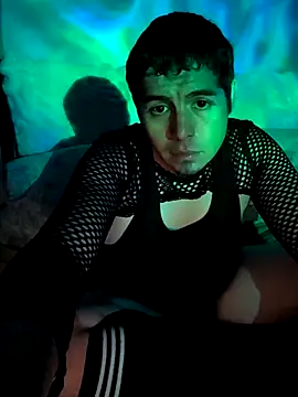 Snapshot of CloudyBoy_Toy chatting on October 2025 02:27:02 PM CloudyBoy Toy online show from October 2025 02:27:02 PM