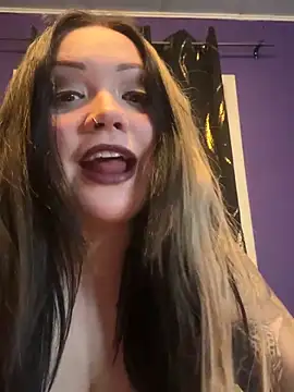 Snapshot of skinwalkingzombie chatting on May 2026 05:46:01 AM skinwalkingzombie online show from May 2026 05:46:01 AM