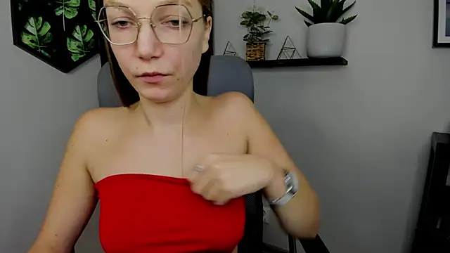 EmillyPlay online show from January 2025 02:03:01 PM