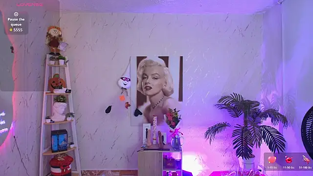 SALOOMEE   online show from February 2026 11:04:02 AM