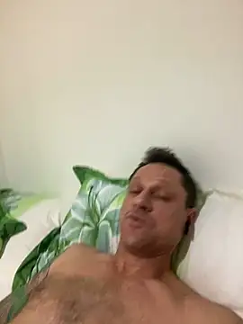 Snapshot of Yourhotboy_42 chatting on February 2025 06:17:02 PM Yourhotboy 42 online show from February 2025 06:17:02 PM