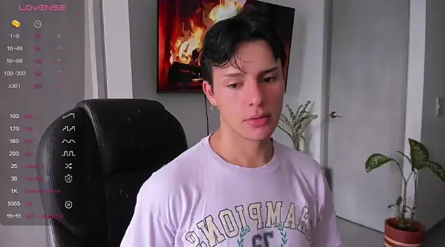 Alexxblue online show from December 2024 06:14:01 PM