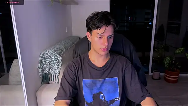 Alexxblue online show from March 2025 04:27:01 AM