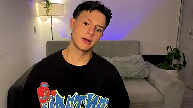 Alexxblue online show from November 2025 04:23:02 AM