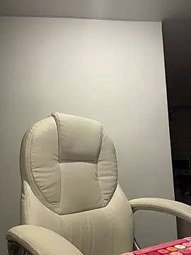 pamell col online show from October 2025 01:28:01 AM