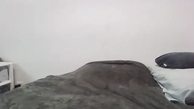 Iliketocooksquirt25 online show from September 2025 11:19:01 PM