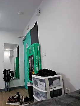 Iliketocooksquirt25 online show from October 2025 04:22:01 AM