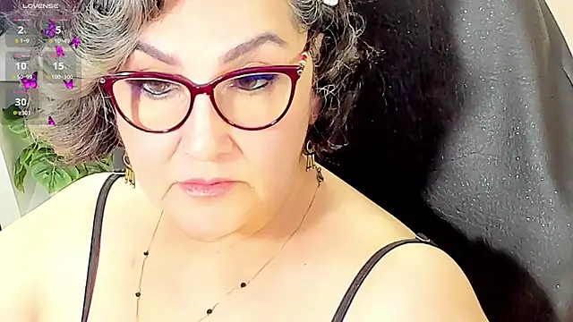 Snapshot of cataleya_mom chatting on March 2026 04:29:04 AM cataleya mom online show from March 2026 04:29:04 AM