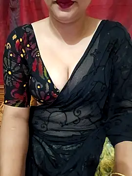 Snapshot of Priya_Boudi chatting on March 2025 04:40:02 PM Priya Boudi online show from March 2025 04:40:02 PM