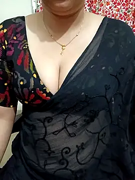 Snapshot of Priya_Boudi chatting on November 2025 06:07:02 PM Priya Boudi online show from November 2025 06:07:02 PM