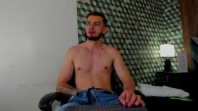 Michael magno online show from January 2025 11:43:02 AM