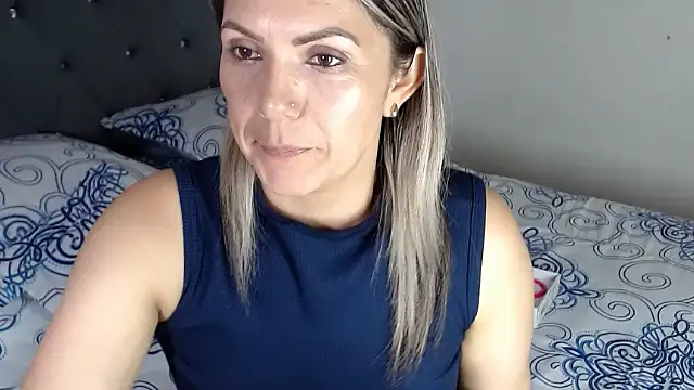 Snapshot of Chantal_hott chatting on April 2026 07:48:01 PM Chantal hott online show from April 2026 07:48:01 PM