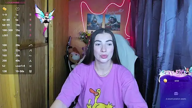 Snapshot of Fiery_Brunette_ chatting on January 2025 07:06:01 AM Fiery Brunette  online show from January 2025 07:06:01 AM