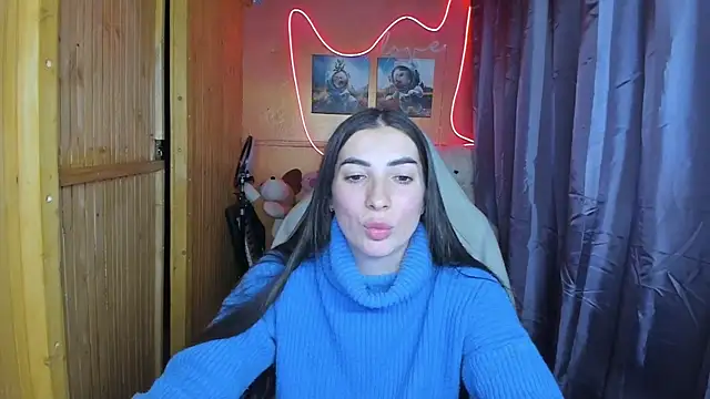 Snapshot of Fiery_Brunette_ chatting on February 2025 02:43:01 PM Fiery Brunette  online show from February 2025 02:43:01 PM