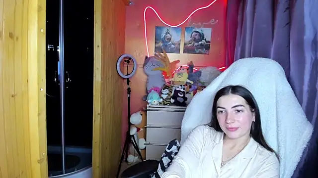 Snapshot of Fiery_Brunette_ chatting on April 2026 06:55:02 AM Fiery Brunette online show from April 2026 06:55:02 AM