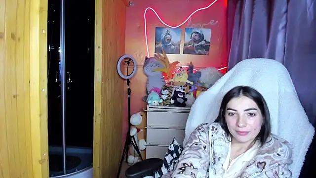 Snapshot of Fiery_Brunette_ chatting on April 2026 11:05:02 AM Fiery Brunette online show from April 2026 11:05:02 AM