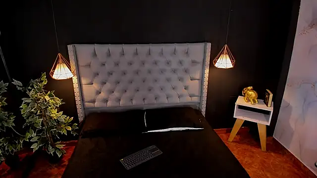 Tammy  vega  online show from January 2025 03:55:02 AM