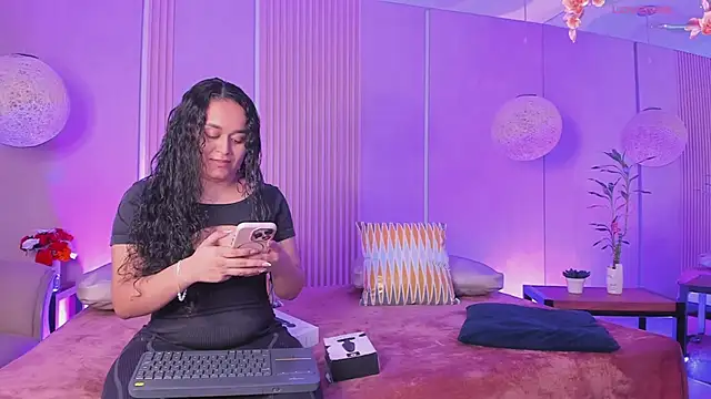 sabrina shark  online show from March 2026 02:52:01 AM