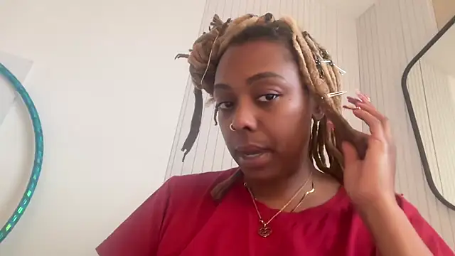 ChocolateCakeQueen online show from February 2025 10:58:01 PM