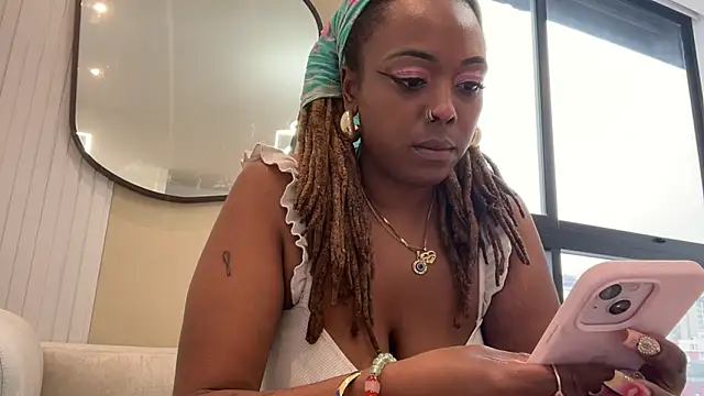 ChocolateCakeQueen online show from February 2025 09:20:02 PM