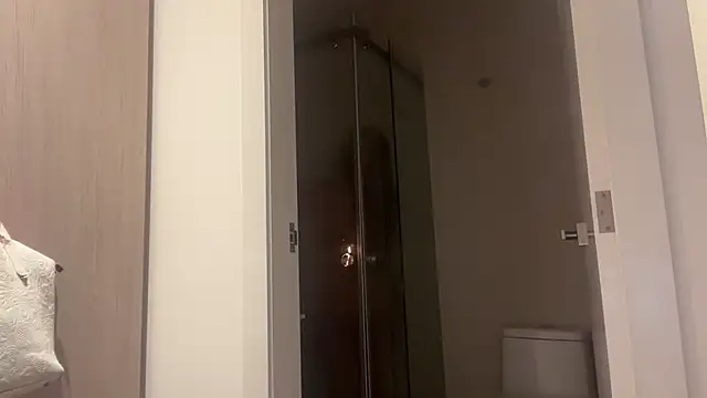 ChocolateCakeQueen online show from March 2025 06:58:02 AM