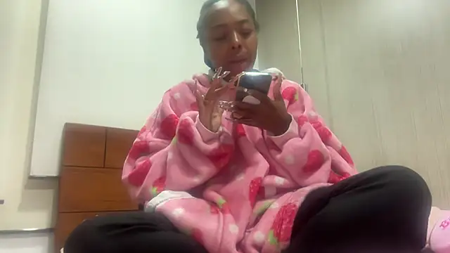 ChocolateCakeQueen online show from February 2026 02:34:02 AM