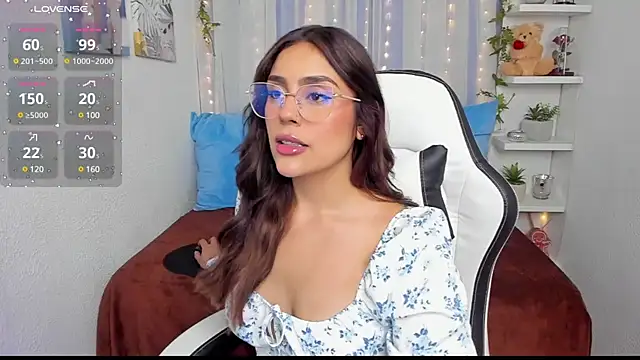 Snapshot of HazzelGray chatting on February 2025 03:40:01 PM HazzelGray online show from February 2025 03:40:01 PM