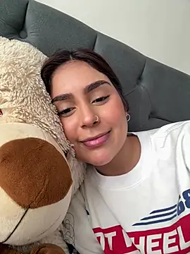 Snapshot of HazzelGray chatting on February 2025 03:26:02 PM HazzelGray online show from February 2025 03:26:02 PM