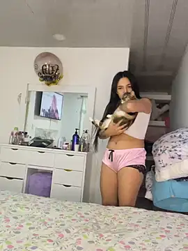 hannahb-e online show from February 2025 01:34:01 AM