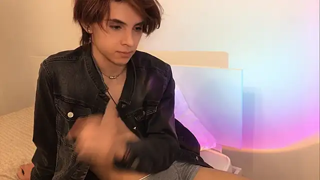 k0sta  online show from December 2024 10:13:01 PM