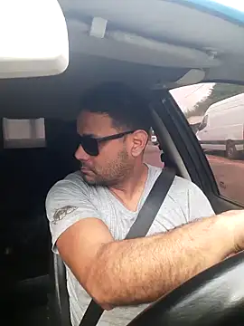 Snapshot of hecwil8 chatting on October 2025 12:04:02 PM hecwil8 online show from October 2025 12:04:02 PM