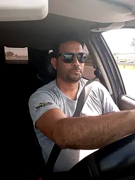 Snapshot of hecwil8 chatting on October 2025 05:01:01 PM hecwil8 online show from October 2025 05:01:01 PM