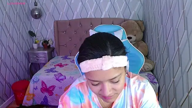 NicolleTaylor online show from February 2025 03:23:01 AM