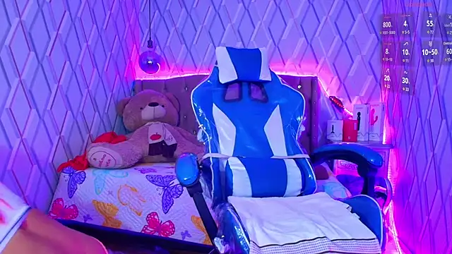 NicolleTaylor online show from September 2025 03:39:02 AM