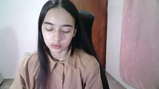 Snapshot of aineangeel chatting on March 2025 12:40:02 AM aineangeel online show from March 2025 12:40:02 AM