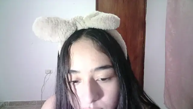 Snapshot of aineangeel chatting on September 2025 12:11:01 AM aineangeel online show from September 2025 12:11:01 AM