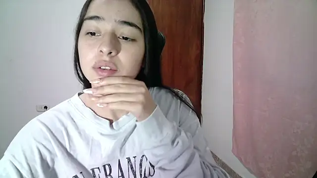 Snapshot of aineangeel chatting on September 2025 01:11:01 AM aineangeel online show from September 2025 01:11:01 AM