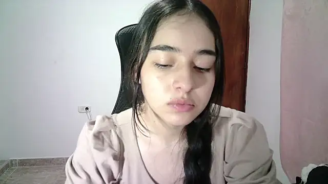 Snapshot of aineangeel chatting on October 2025 02:41:02 AM aineangeel online show from October 2025 02:41:02 AM