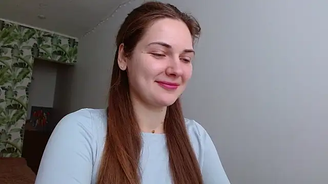 Olivia shine online show from February 2025 05:33:01 AM