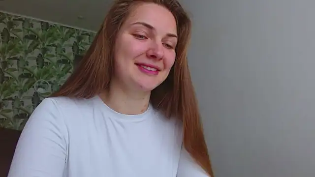 Snapshot of Olivia_shine chatting on April 2026 04:15:01 AM Olivia shine online show from April 2026 04:15:01 AM