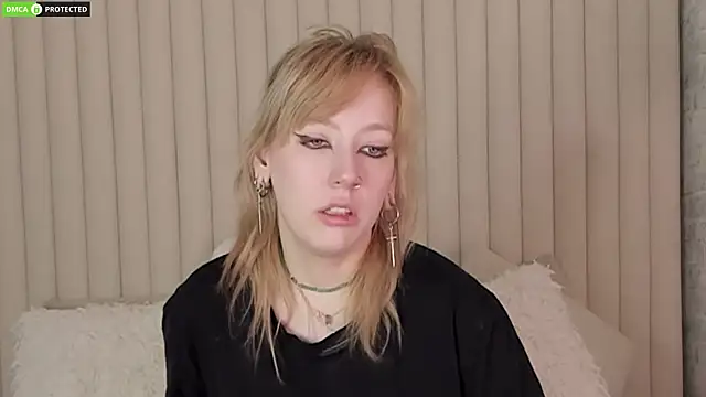 RachelCart online show from November 2025 03:17:01 AM