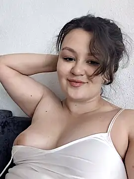 BlackCurly online show from September 2025 06:45:02 AM