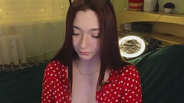 YasmineWest online show from January 2025 04:33:01 PM