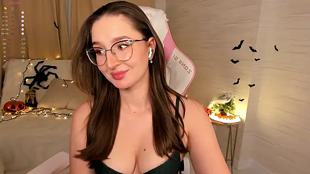 AnnikaAllison online show from October 2025 01:35:02 PM