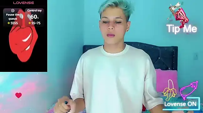 Liamscott  online show from January 2025 04:19:02 AM